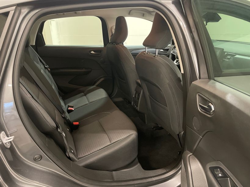 RENAULT ARKANA 2023 - Photo n°8