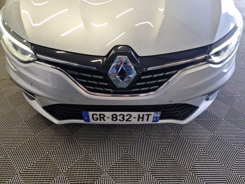 RENAULT MEGANE IV BERLINE 2023 - Photo n°1