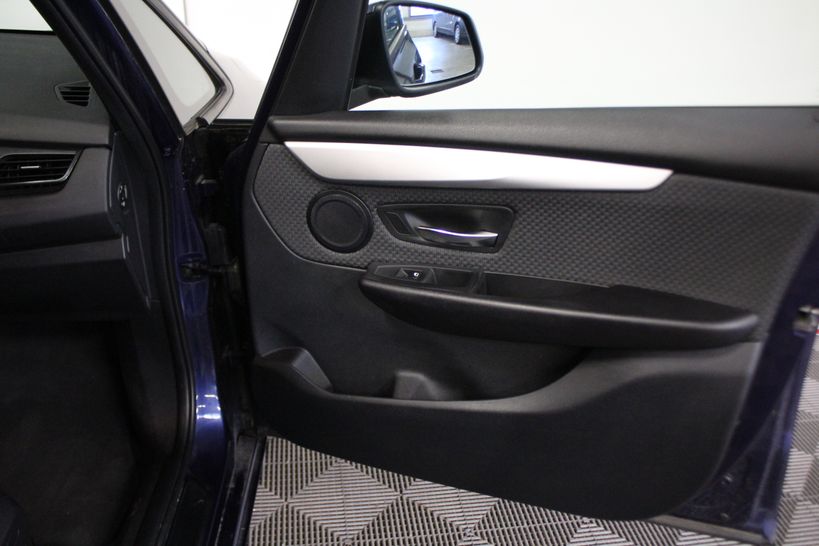 BMW SERIE 2 GRAN TOURER F46 2015 - Photo n°40