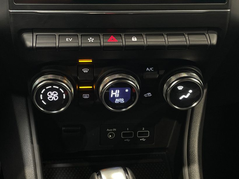 RENAULT CAPTUR 2022 - Photo n°17