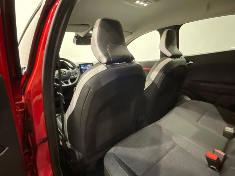 RENAULT CAPTUR 2023 - Photo n°39