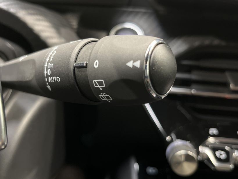PEUGEOT 208 2022 - Photo n°31