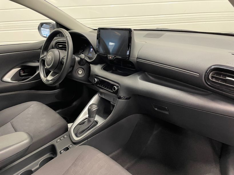 TOYOTA YARIS HYBRIDE 2025 - Photo n°10