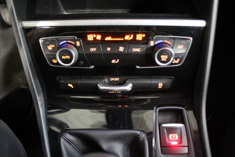 BMW SERIE 2 GRAN TOURER F46 2015 - Photo n°24