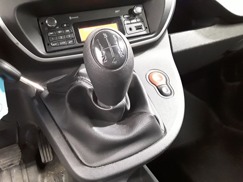 RENAULT KANGOO EXPRESS 2019 - Photo n°19