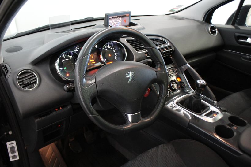 PEUGEOT 3008 2011 - Photo n°11