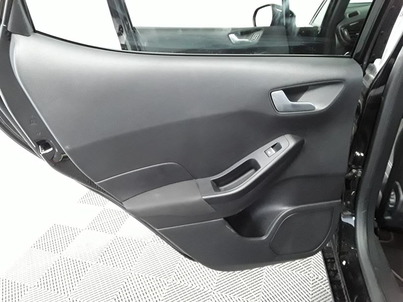 FORD FIESTA 2019 - Photo n°11