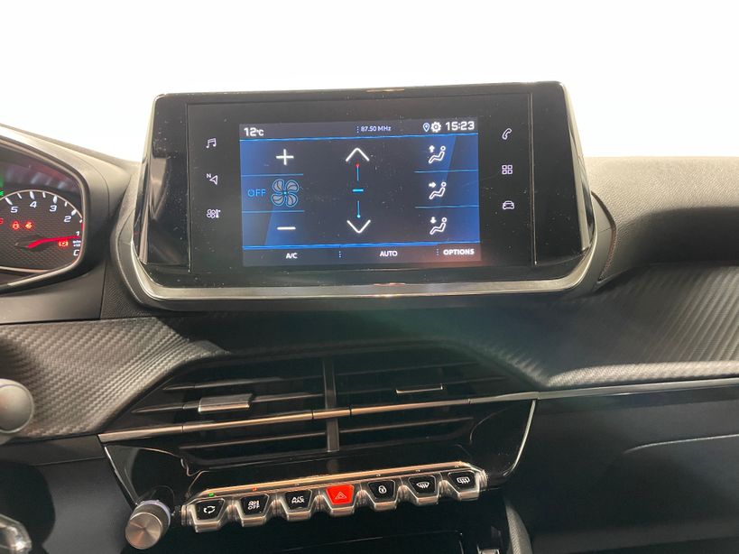 PEUGEOT 208 2023 - Photo n°19