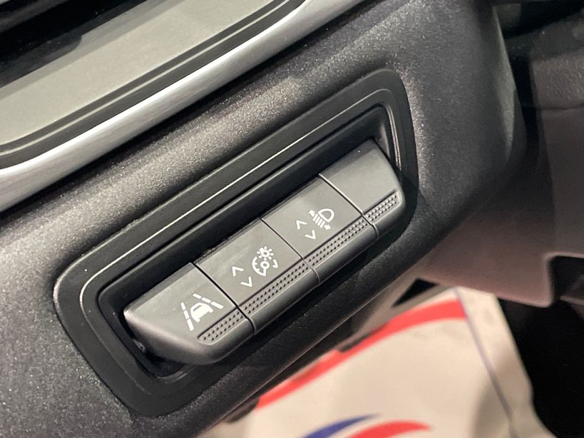 RENAULT CAPTUR 2022 - Photo n°20
