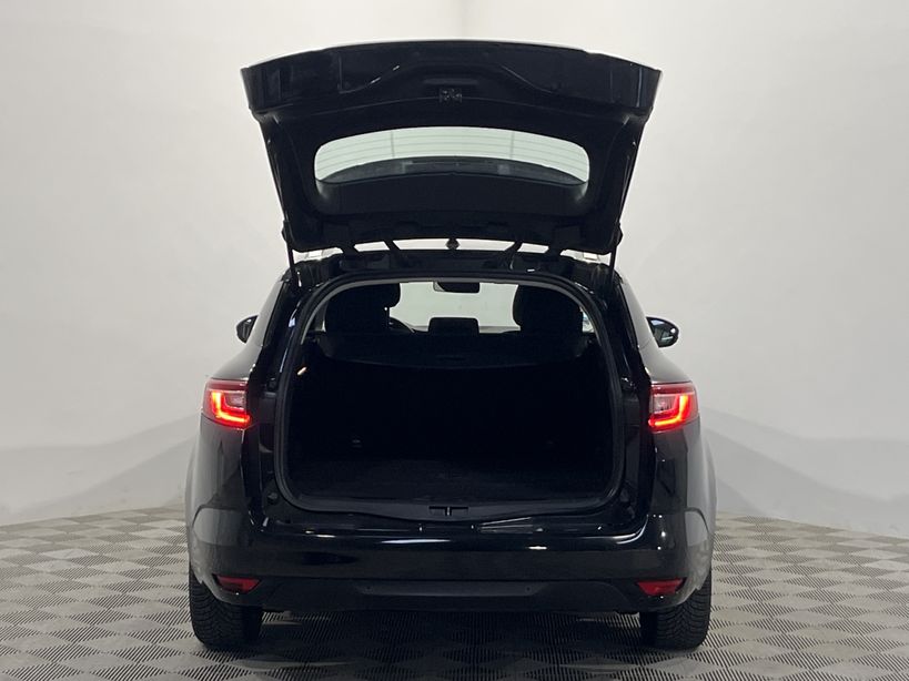 RENAULT MEGANE IV ESTATE BUSINESS 2019 - Photo n°49