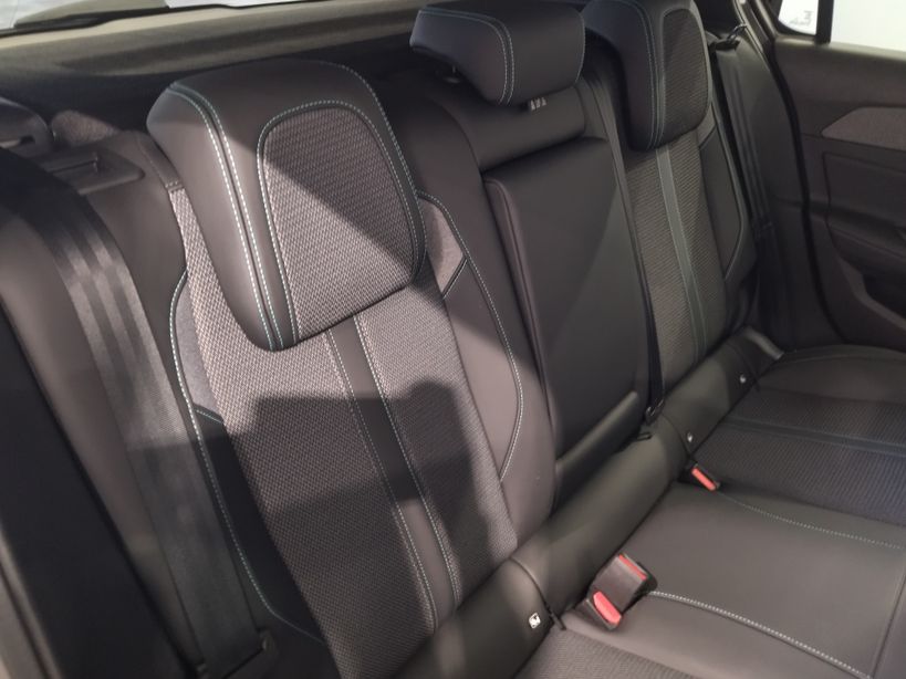PEUGEOT 308 2024 - Photo n°8