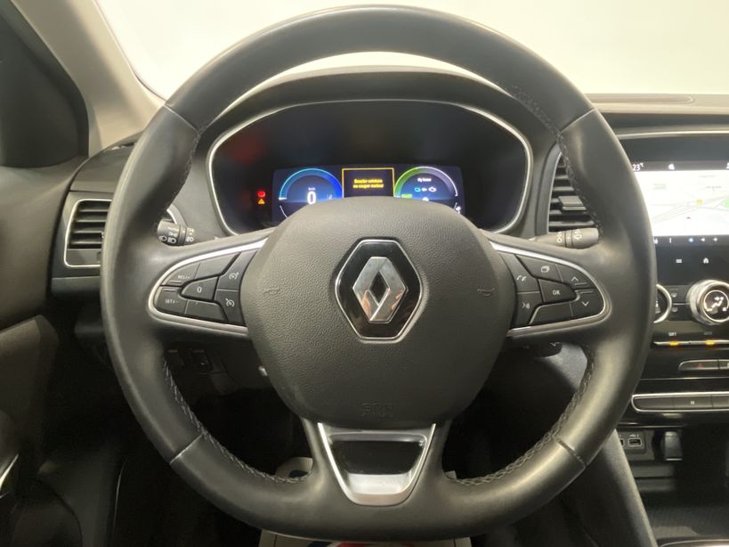 RENAULT MEGANE IV BERLINE 2021 - Photo n°11