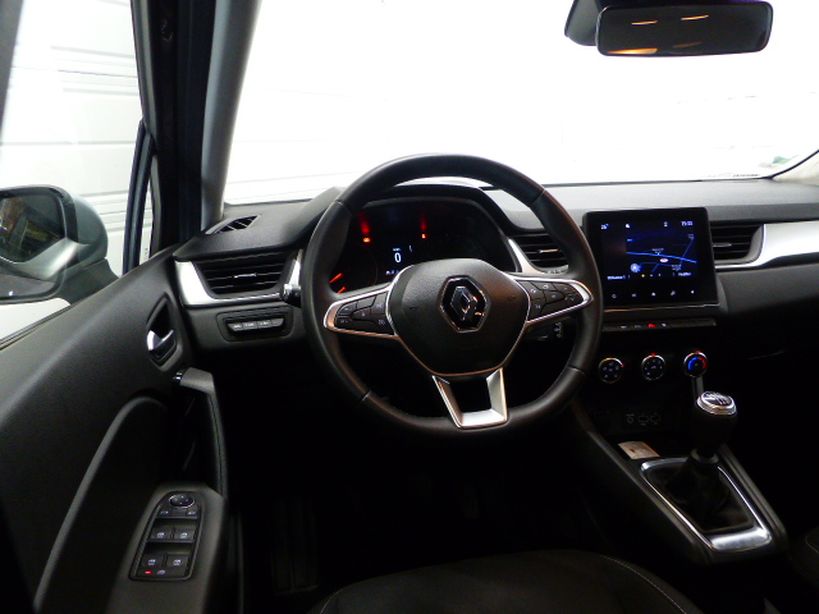 RENAULT CAPTUR 2021 - Photo n°8