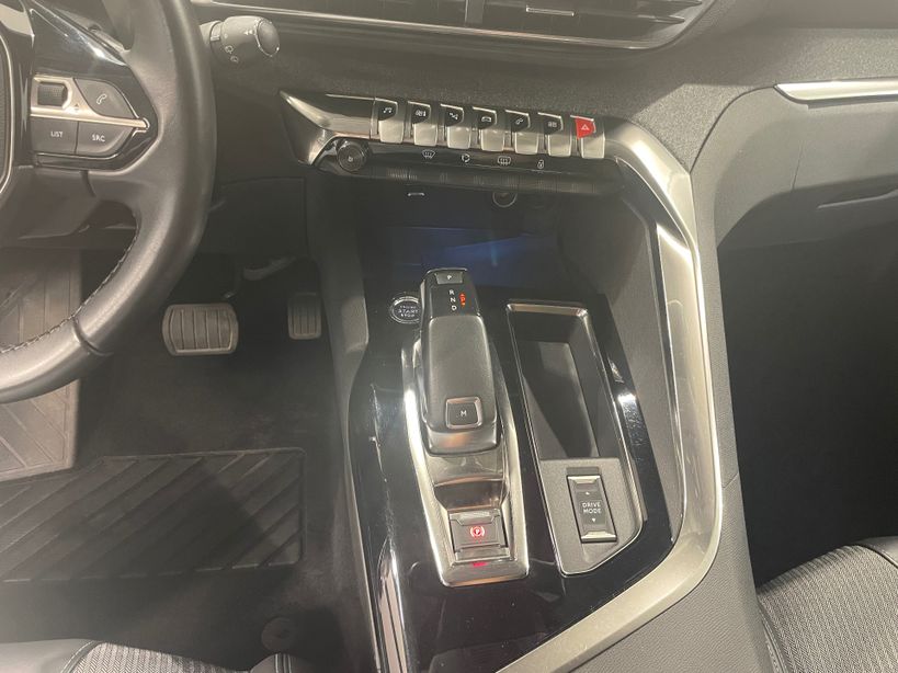 PEUGEOT 5008 2021 - Photo n°17