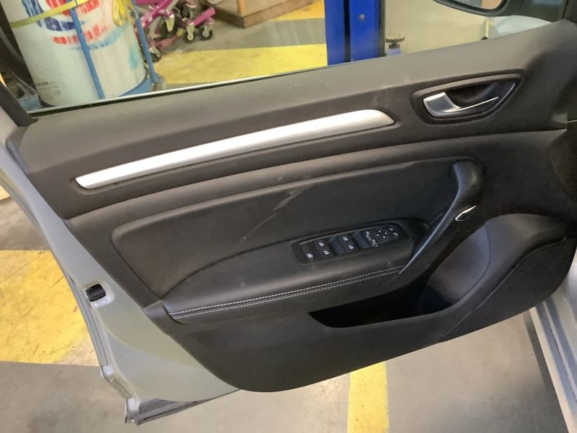 RENAULT MEGANE IV ESTATE 2021 - Photo n°5