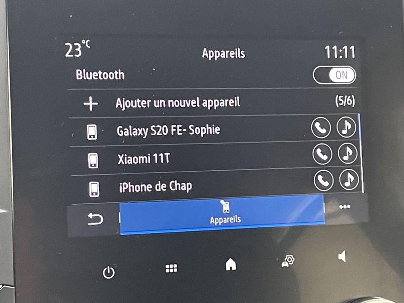 RENAULT MEGANE IV BERLINE 2023 - Photo n°19