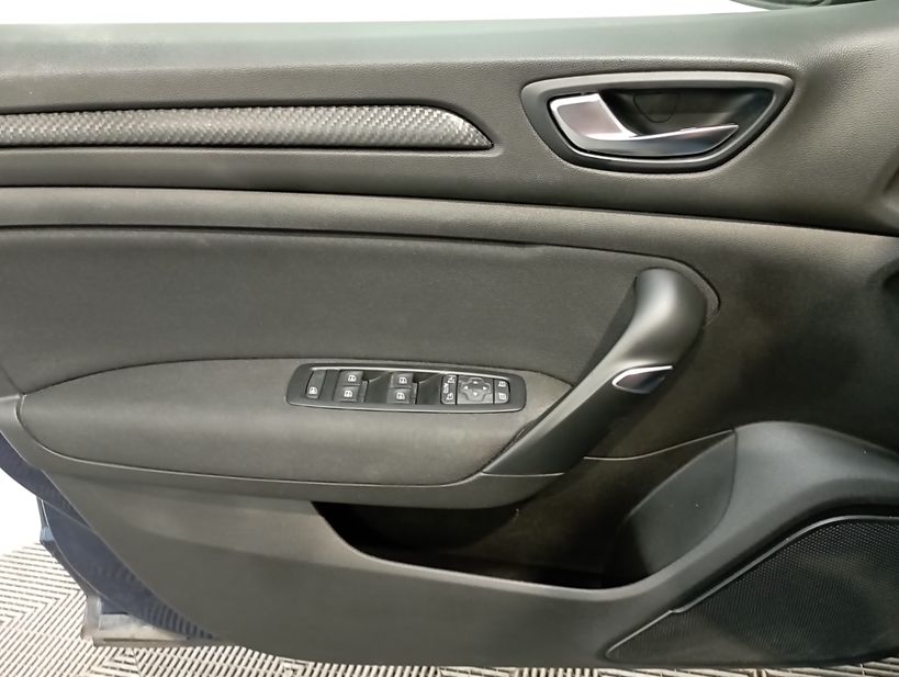 RENAULT MEGANE IV ESTATE BUSINESS 2019 - Photo n°28