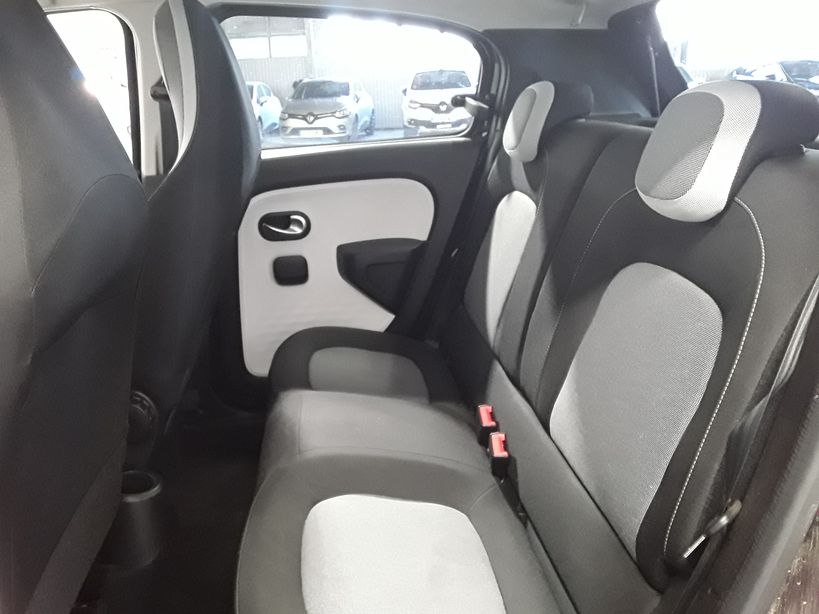 RENAULT TWINGO III 2019 - Photo n°8