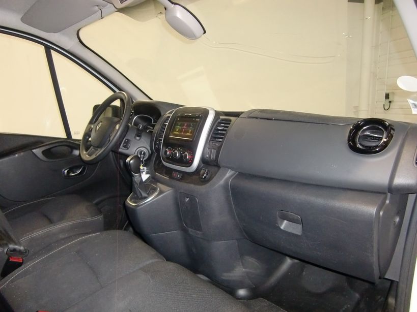RENAULT TRAFIC FOURGON 2020 - Photo n°12