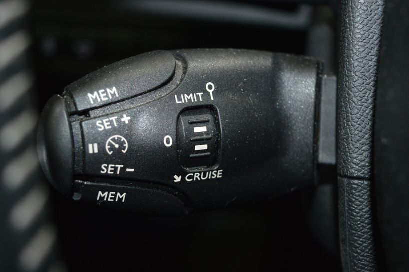 PEUGEOT 308 2014 - Photo n°29