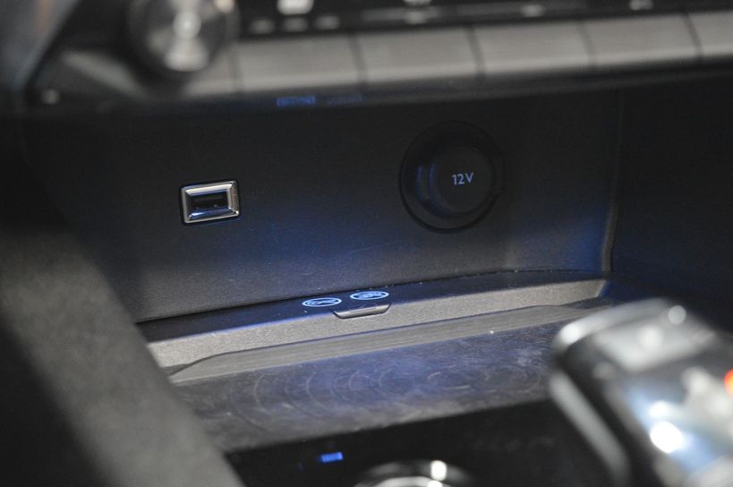 PEUGEOT 5008 2018 - Photo n°13