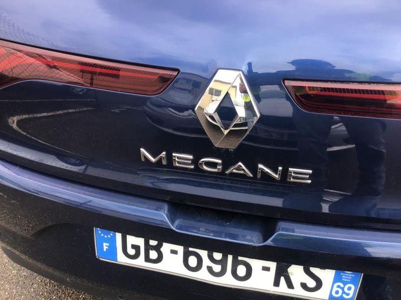 RENAULT MEGANE IV BERLINE 2021 - Photo n°18