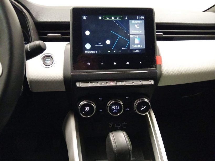 RENAULT CLIO V 2023 - Photo n°13