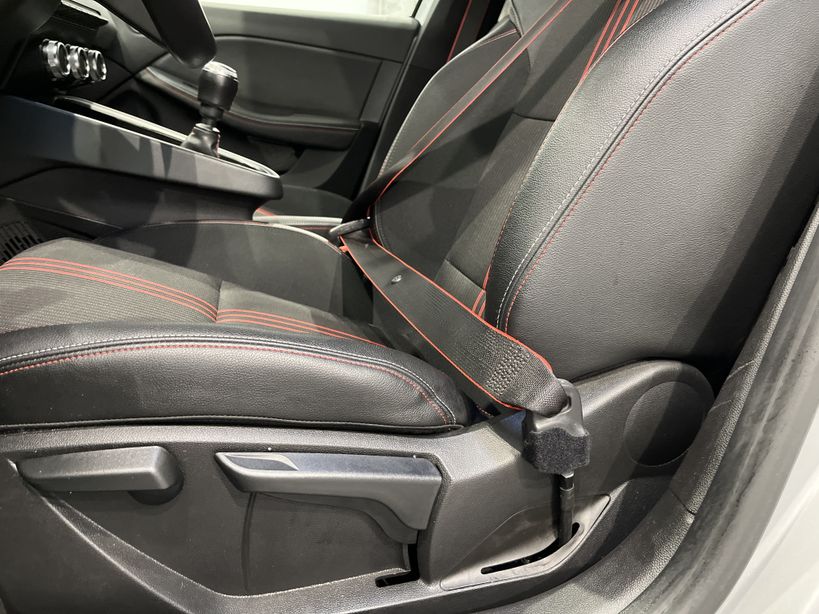 RENAULT CLIO V 2021 - Photo n°36