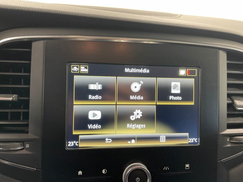 RENAULT MEGANE IV BERLINE BUSINESS 2020 - Photo n°19