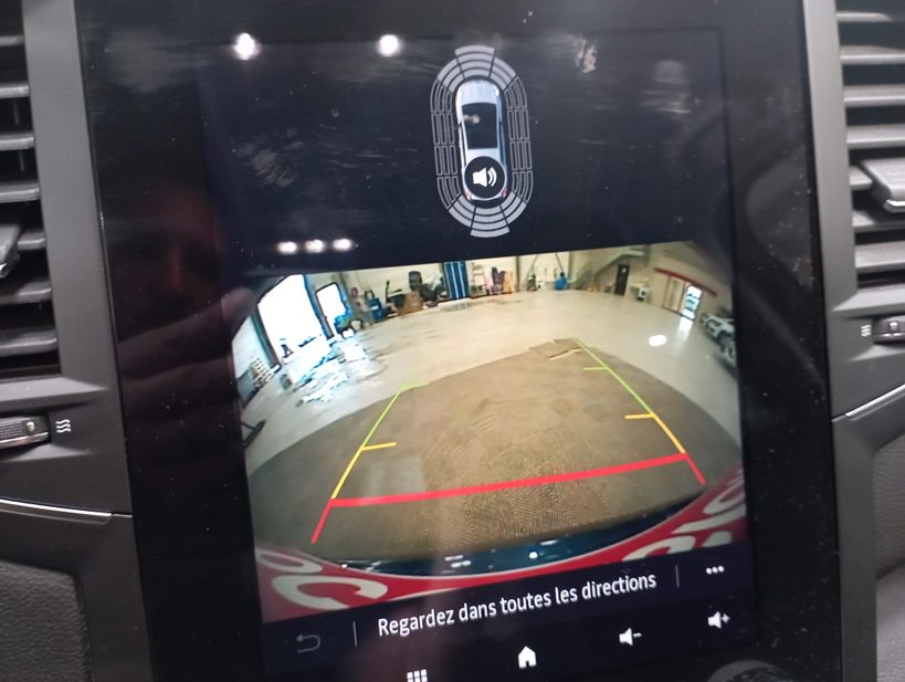 RENAULT MEGANE IV ESTATE 2021 - Photo n°23