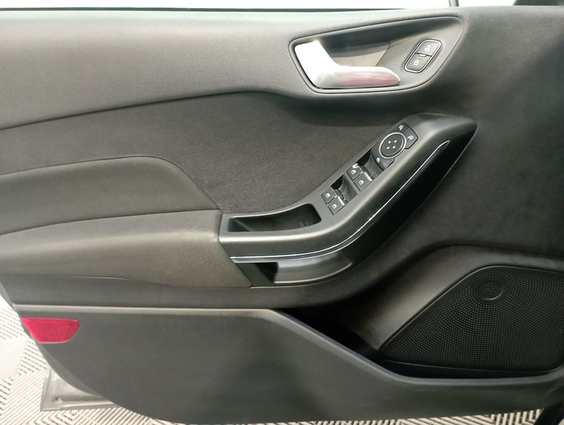 FORD FIESTA 2020 - Photo n°28