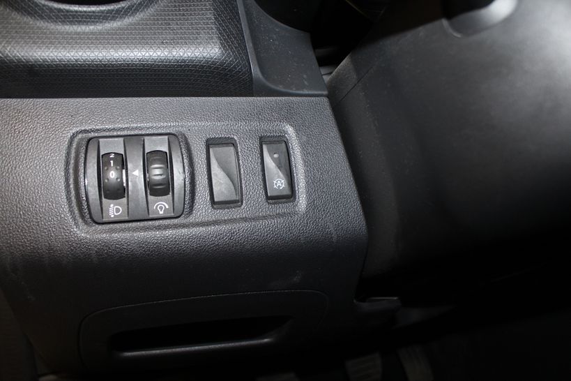 RENAULT CLIO IV BUSINESS 2018 - Photo n°23