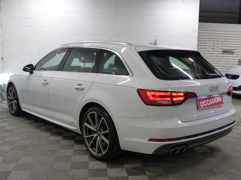 AUDI A4 AVANT 2017 - Photo n°4