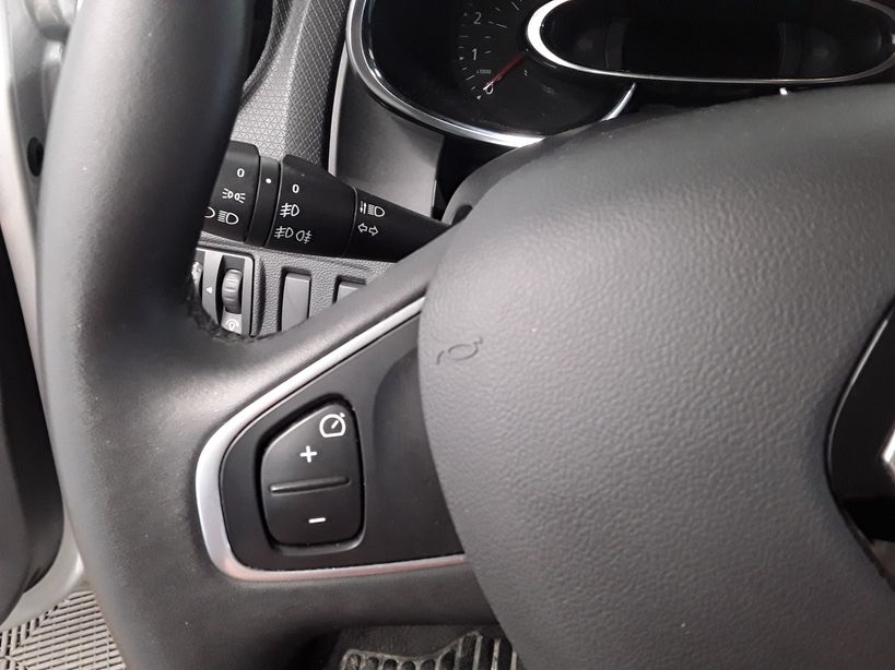 RENAULT CLIO IV BUSINESS 2019 - Photo n°28