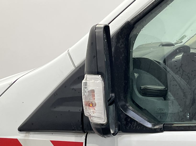 FORD TRANSIT CHASSIS DOUBLE CABINE 2019 - Photo n°26
