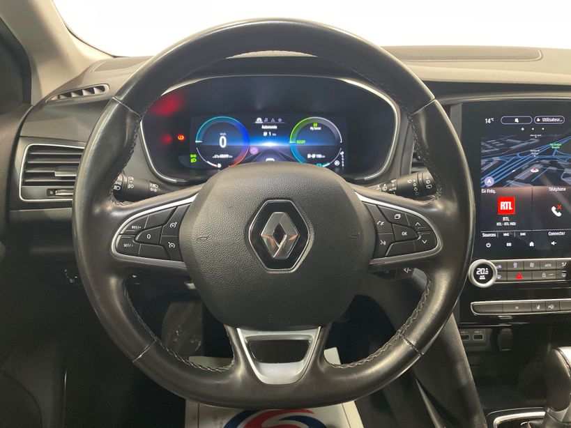 RENAULT MEGANE IV BERLINE 2021 - Photo n°11