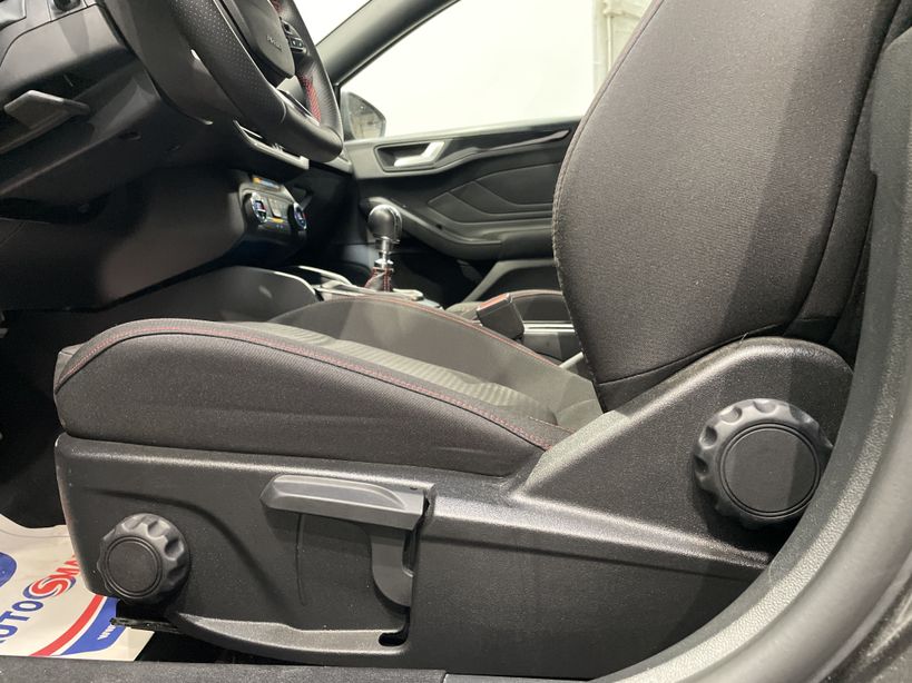 FORD FOCUS 2021 - Photo n°38