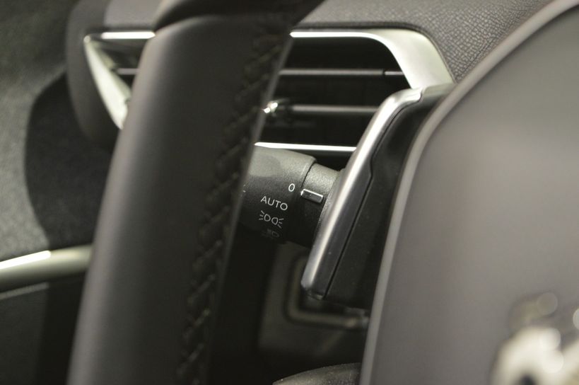 PEUGEOT 5008 2020 - Photo n°12