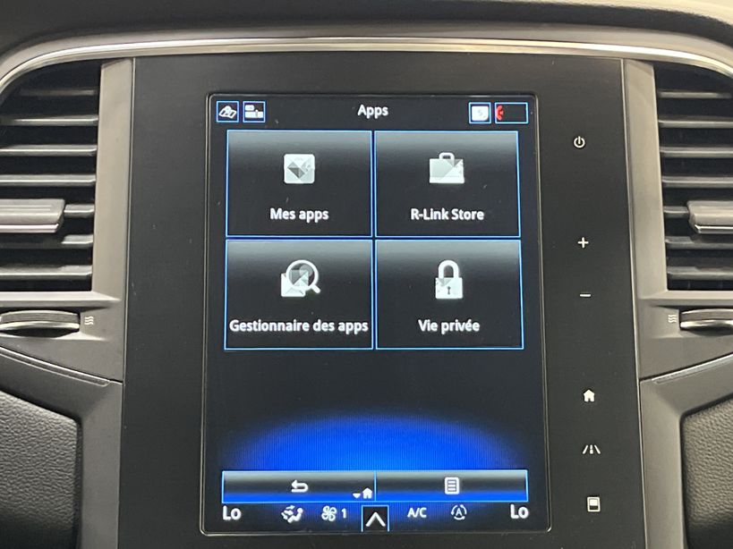 RENAULT MEGANE IV BERLINE 2020 - Photo n°15