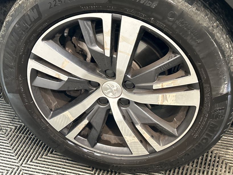 PEUGEOT 3008 2024 - Photo n°2