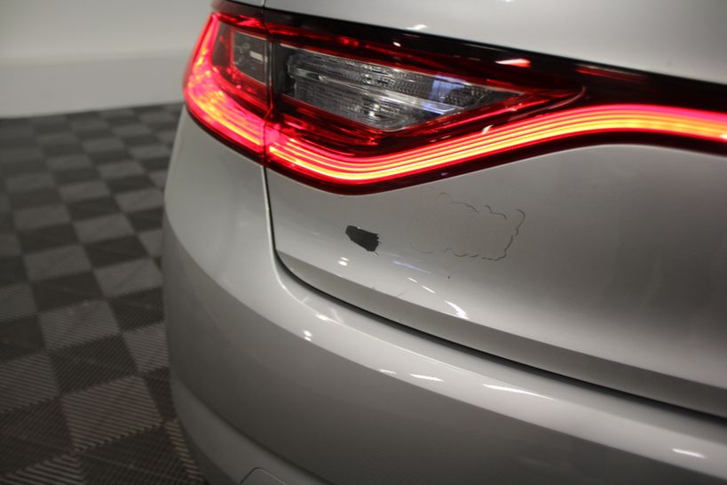 RENAULT MEGANE IV BERLINE 2020 - Photo n°2