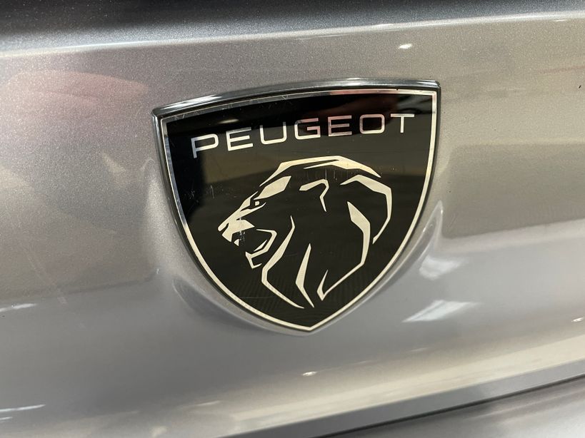 PEUGEOT 308 2022 - Photo n°3