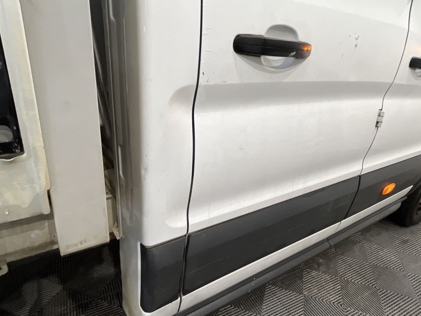 FORD TRANSIT CHASSIS DOUBLE CABINE 2019 - Photo n°19