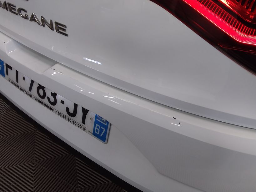 RENAULT MEGANE IV BERLINE 2020 - Photo n°9