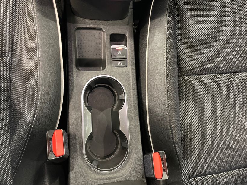 RENAULT CAPTUR 2022 - Photo n°25