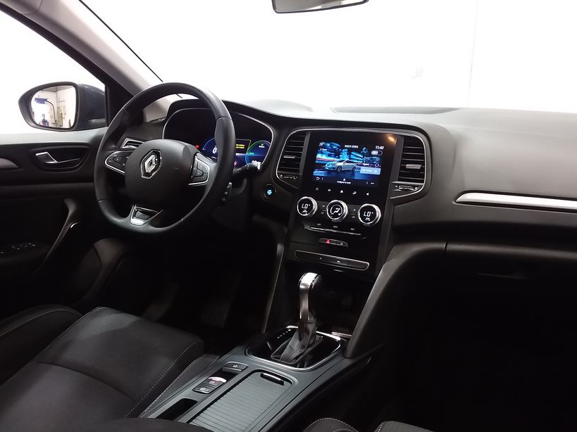 RENAULT MEGANE IV ESTATE 2021 - Photo n°9