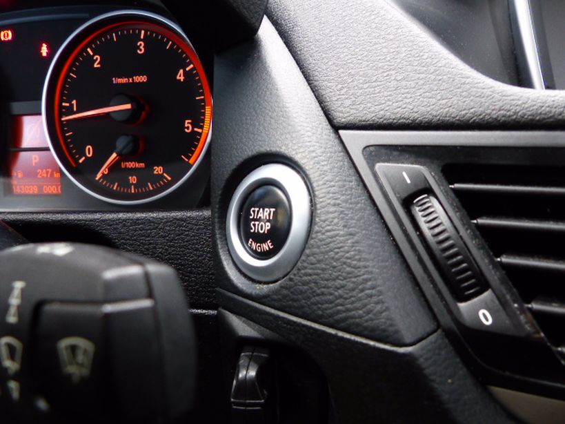 BMW X1 E84 LCI 2 2015 - Photo n°12