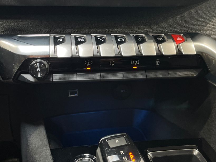 PEUGEOT 3008 2022 - Photo n°19