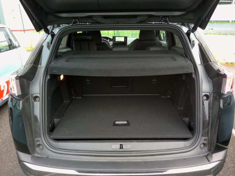 PEUGEOT 3008 2024 - Photo n°6