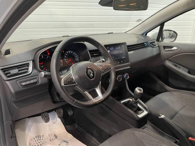 RENAULT CLIO V 2021 - Photo n°16